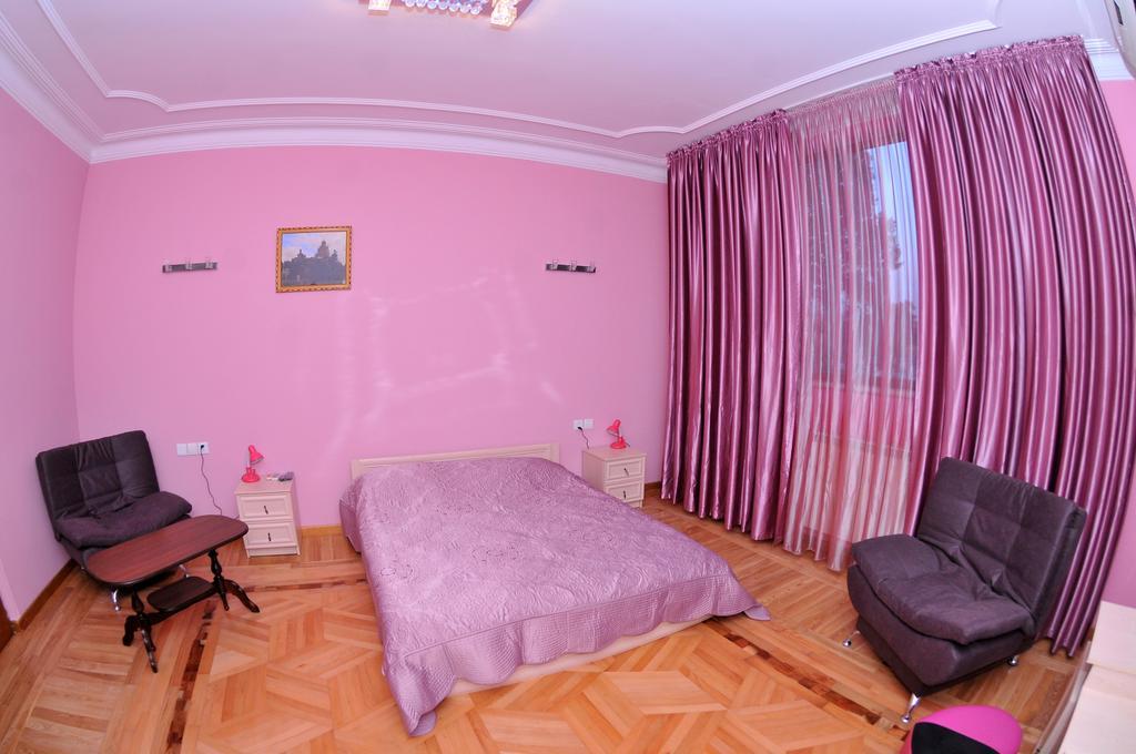 Hotel Relax Τυφλίδα Δωμάτιο φωτογραφία