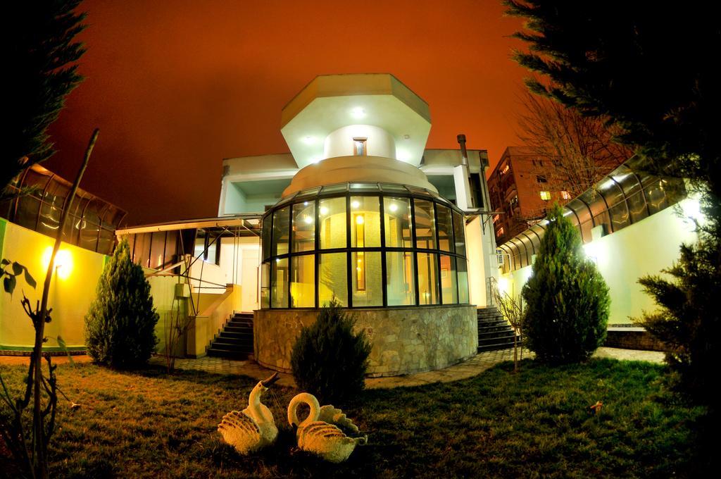 Hotel Relax Τυφλίδα Εξωτερικό φωτογραφία