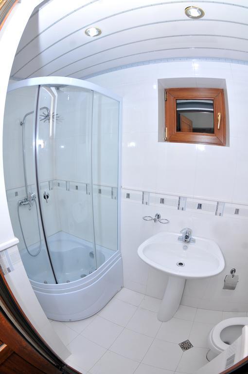Hotel Relax Τυφλίδα Δωμάτιο φωτογραφία
