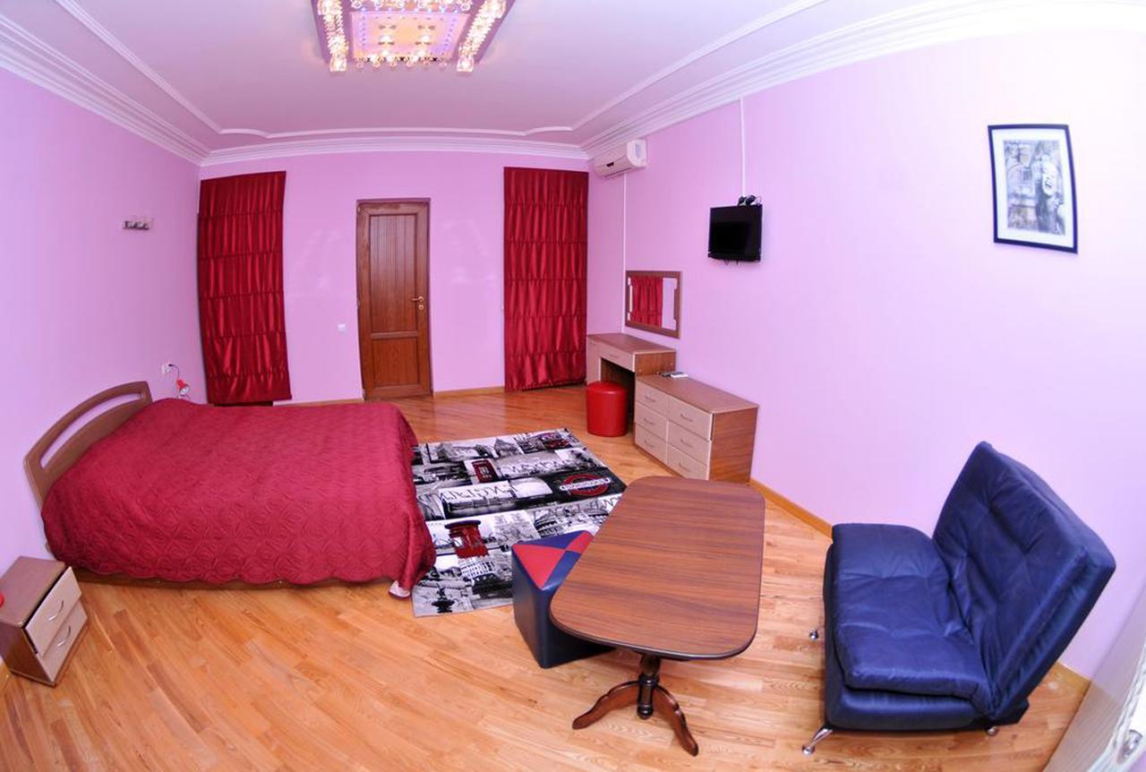 Hotel Relax Τυφλίδα Εξωτερικό φωτογραφία
