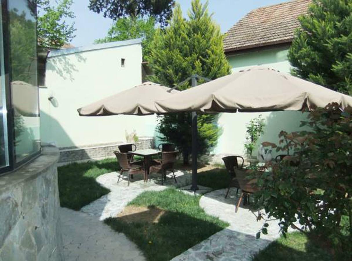 Hotel Relax Τυφλίδα Εξωτερικό φωτογραφία